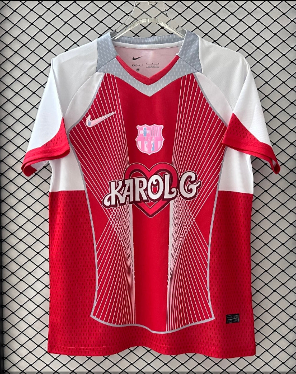 Camiseta Karol G x Barcelona